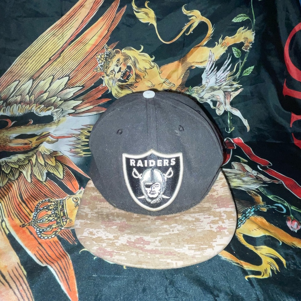 Raiders x New Era SnapBack hat 7 1/8